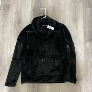 La Vie En Rose Black Plush Hoodie